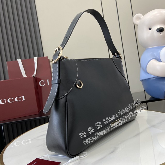 Gucci專櫃古馳最新款Emblem系列中號肩背包斜挎女包 jh2754型號：815217